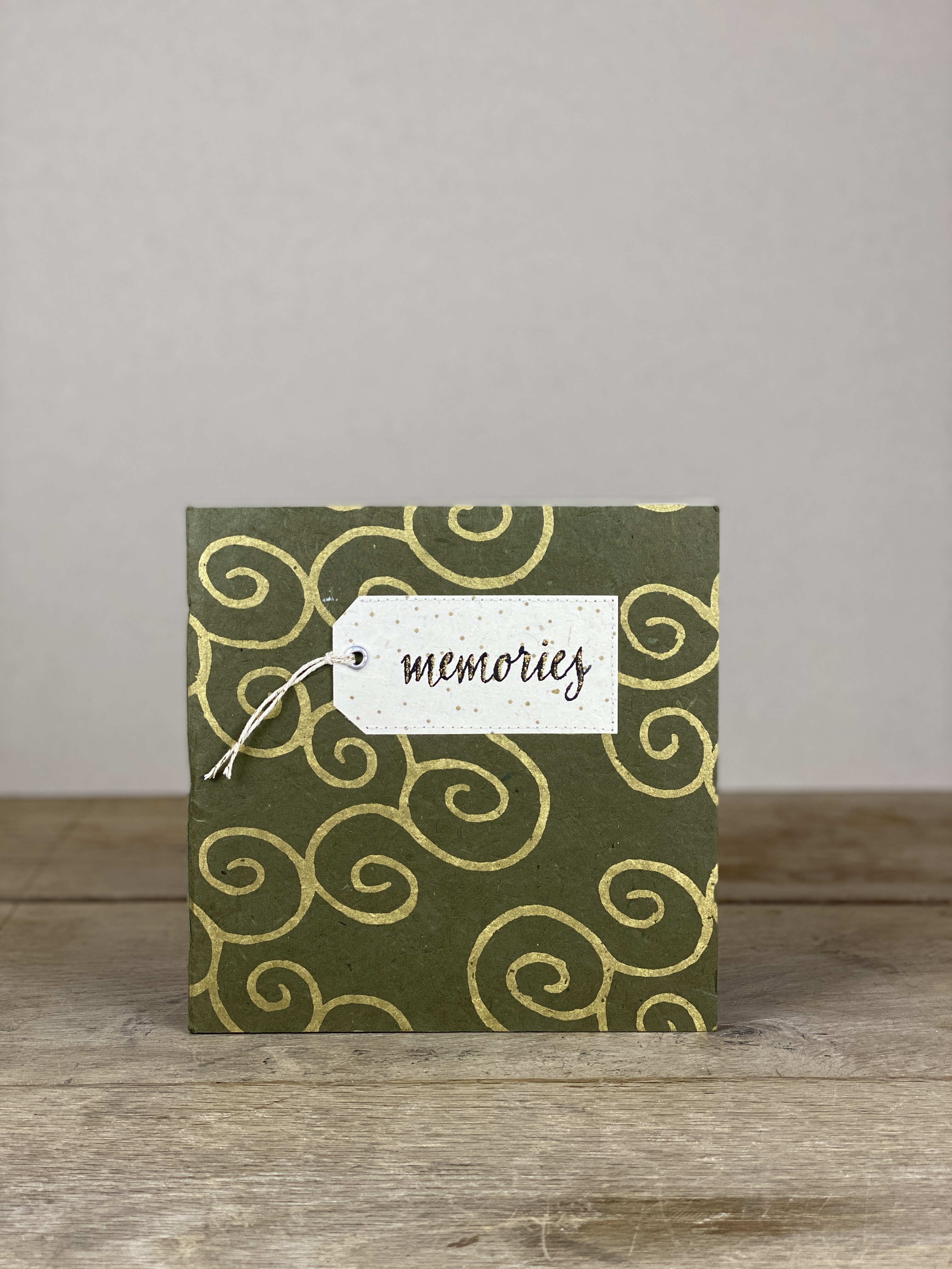 Album Softcover Tag Quart Spirale Herzen grau/gold
