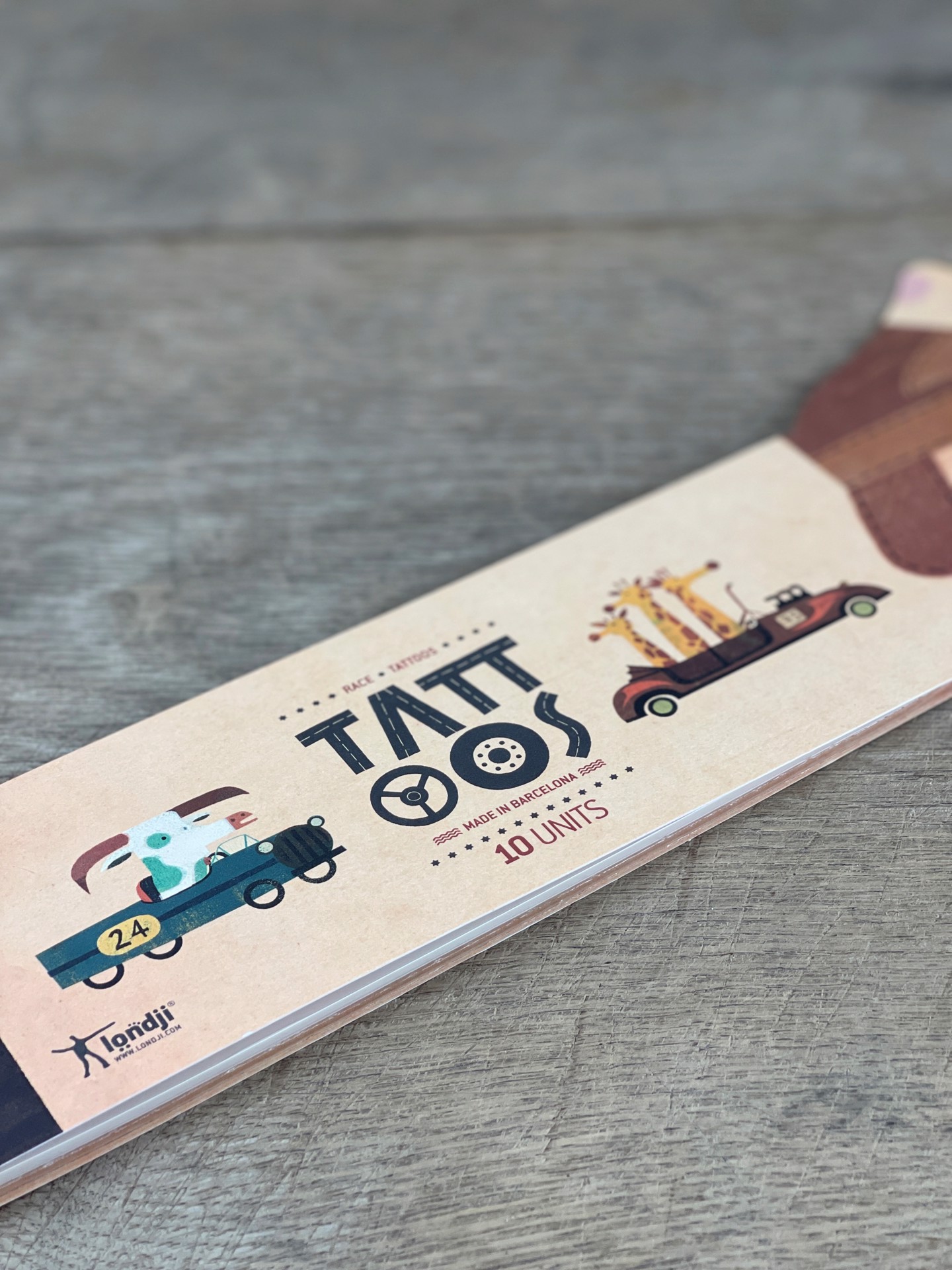 Kinder Tattoo Autos