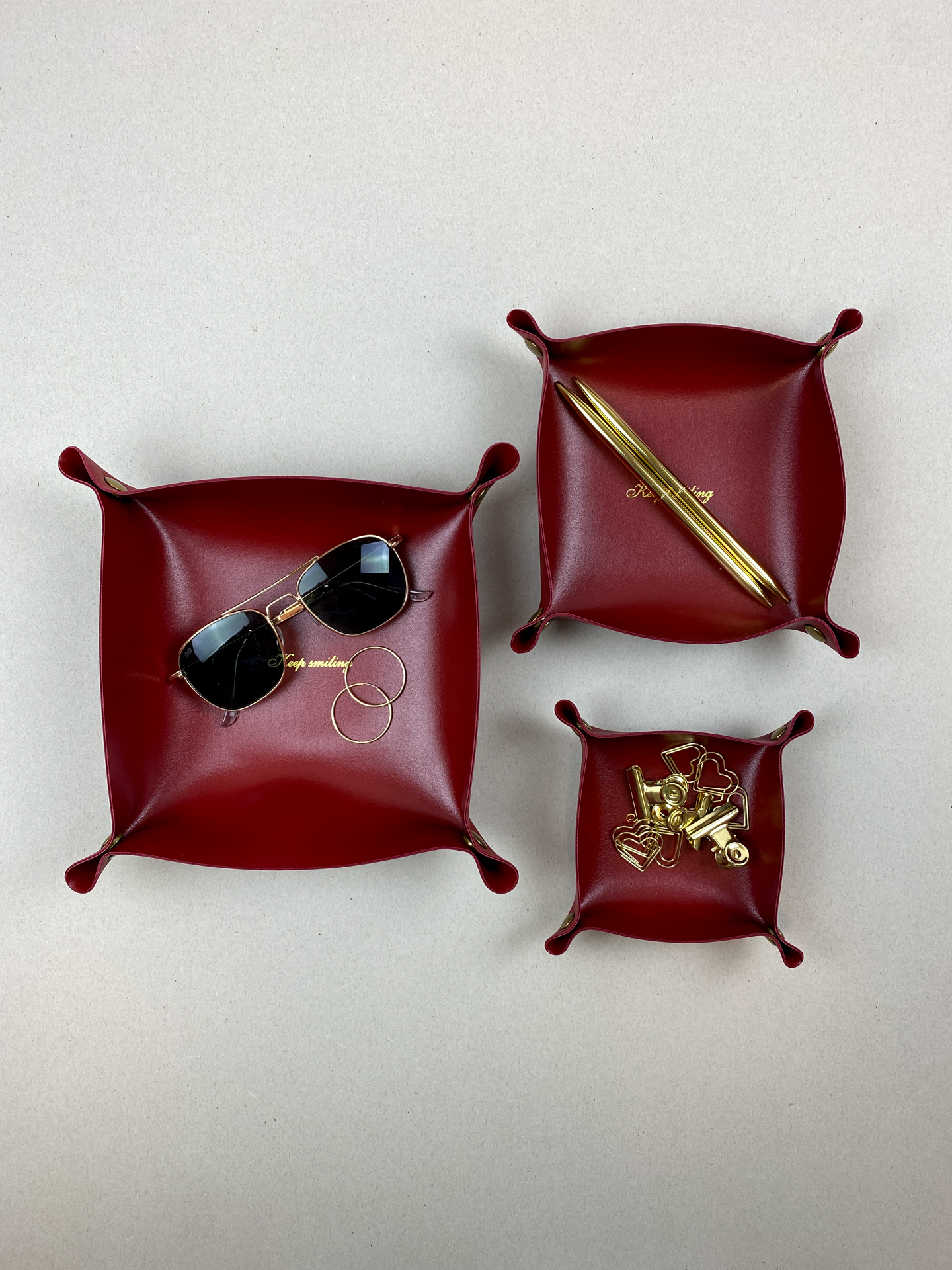 Trays Aufbewahrung bordeaux