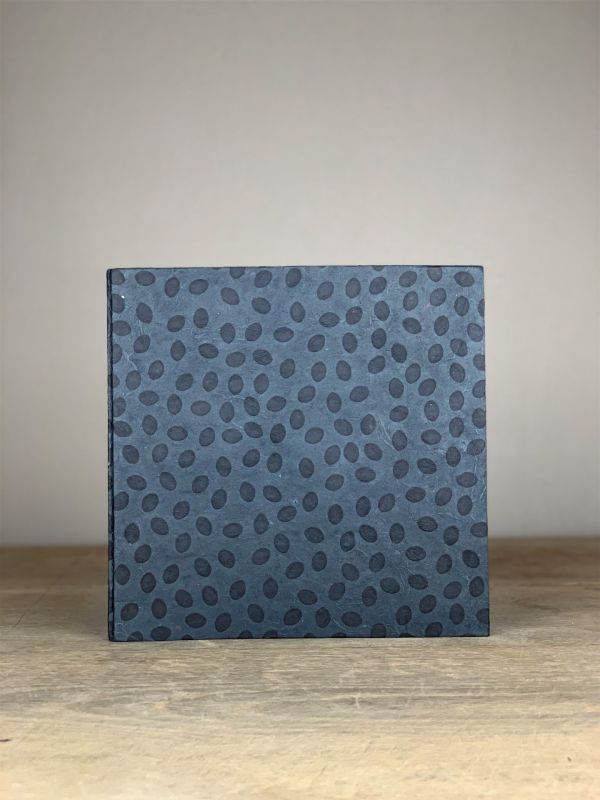 Album groß Quart uni schwarz Dots